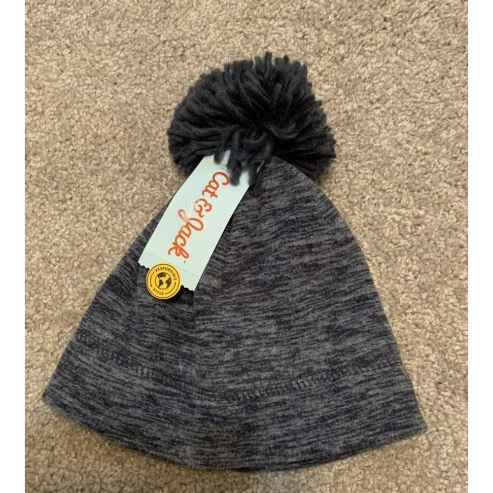 Cat & Jack Toddler Blue Beanie Fleece Lined Winter Hat With‎ Ball 2T-5T